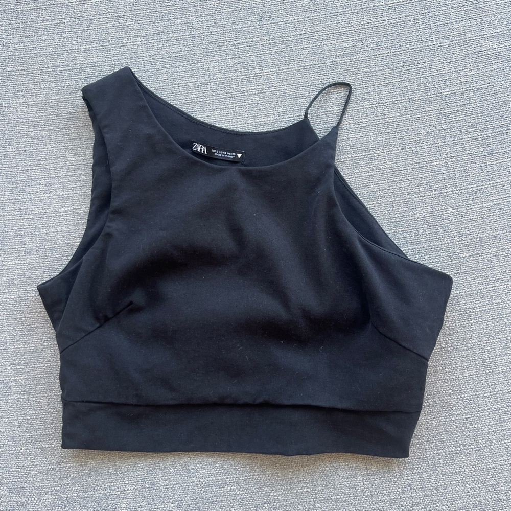 ZARA ASYMMETRICAL SHOULDER CROP TOP